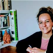 Docente di Scienze Umane impartisce lezioni di Psicologia, Sociologia, Pedagogia e Antropologia